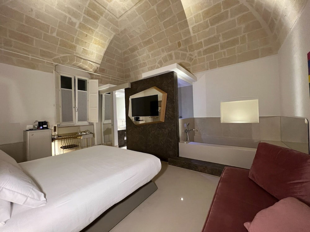 Euvodia Luxury Rooms