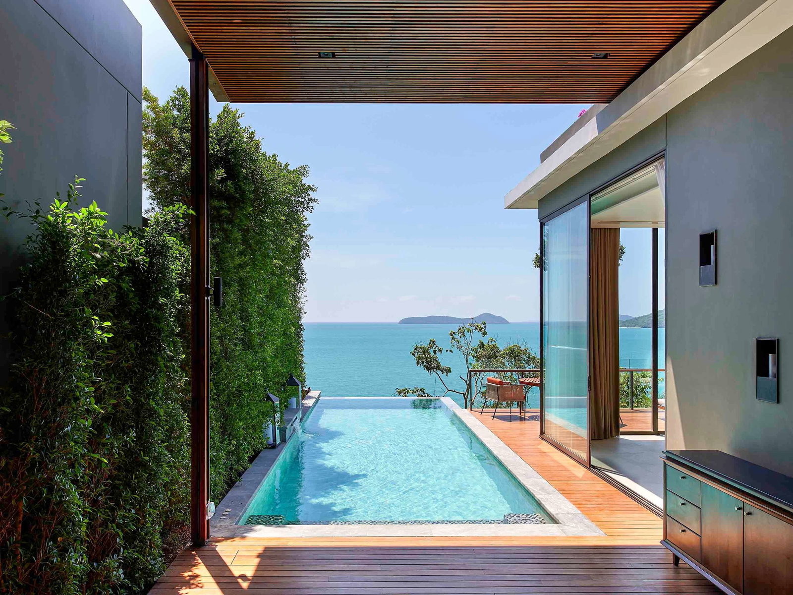 Hotel V Villas Phuket Mgallery