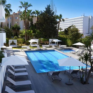 Sejur Apartamentos Vibra Tivoli vacanta Ibiza Town