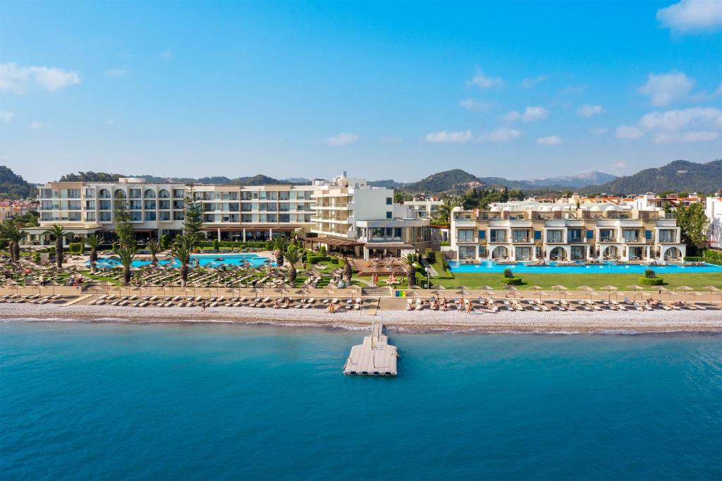 The Ixian All Suites