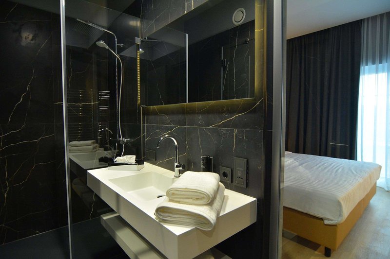 Mk Hotel Tirana