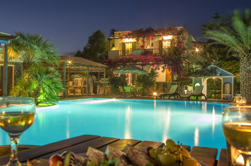 Hotel Holiday Beach Resort