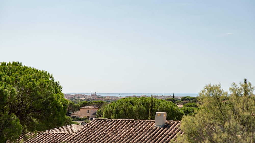 Hotel Comfort Aparthotel Frejus La Tour De Mare