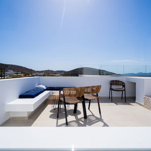Hotel Kouros Blanc Resort & Suites cazare Paros