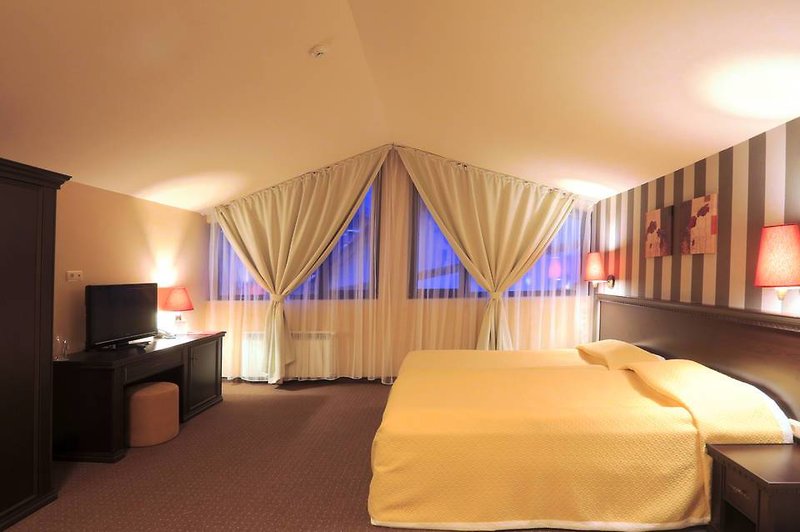 Royal Park Spa Hotel & Apartments