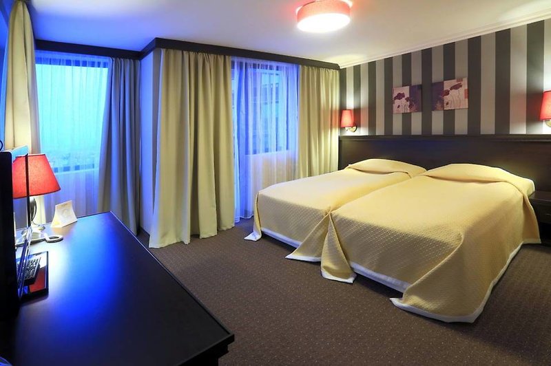 Royal Park Spa Hotel & Apartments