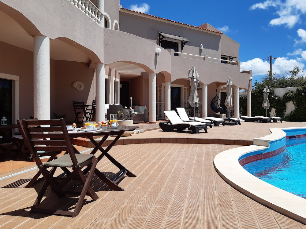 Hotel Casa Rosa Montes