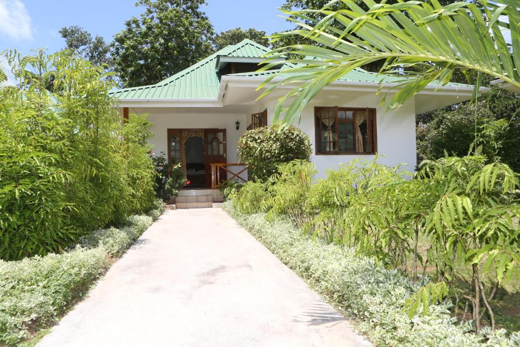 Hotel Le Surmer Self Catering Chalets