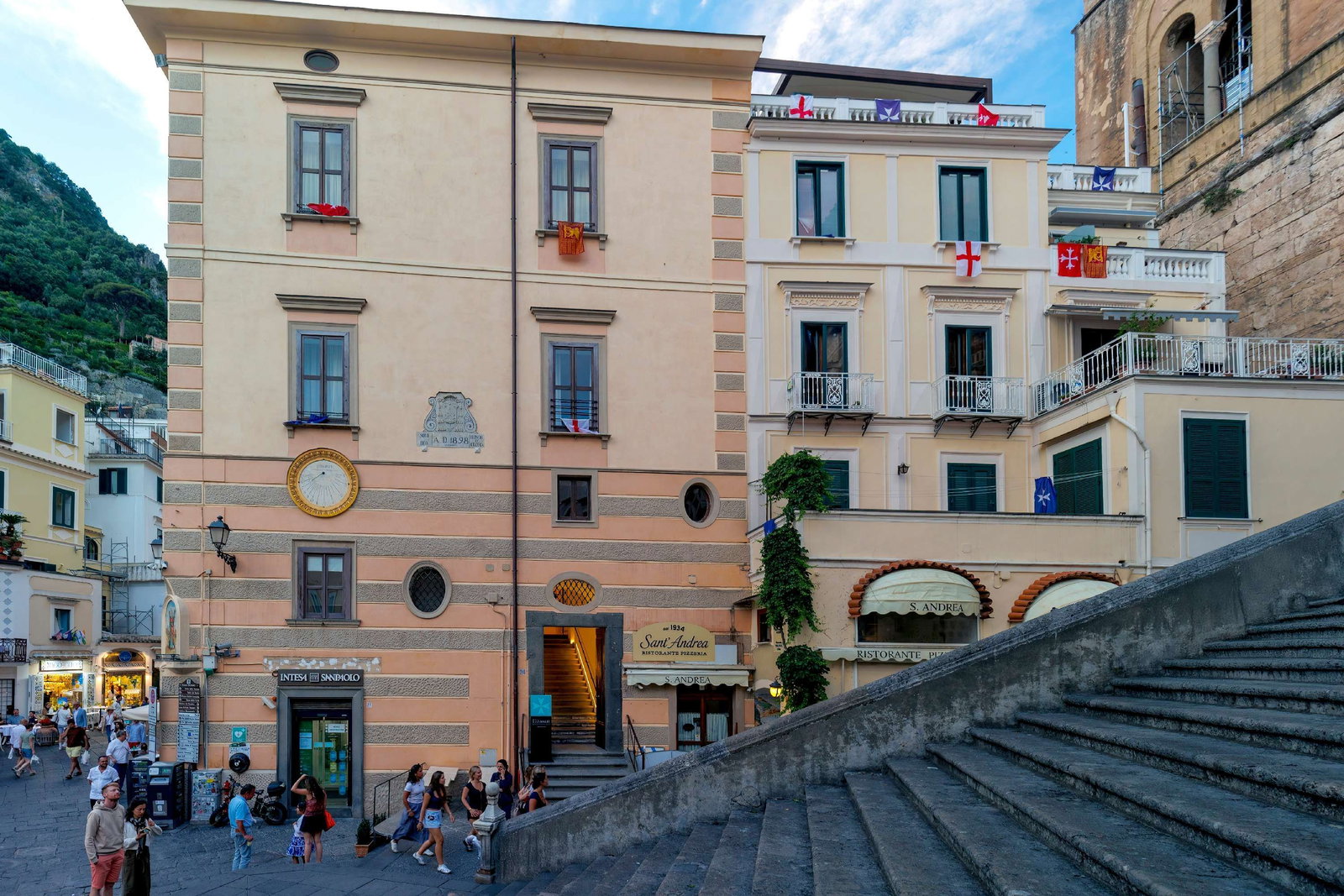 D'amalfi Hospitality