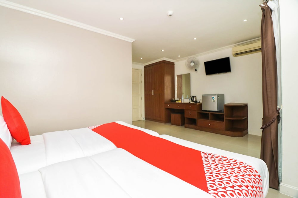 Natural Beach Hotel Pattaya