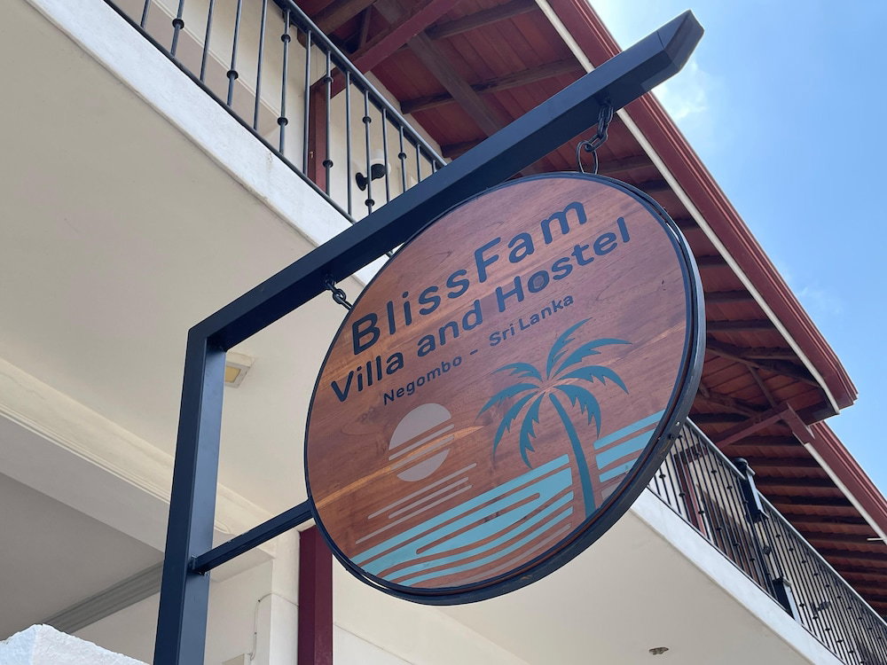 Hotel Blissfam Villa & Hostel