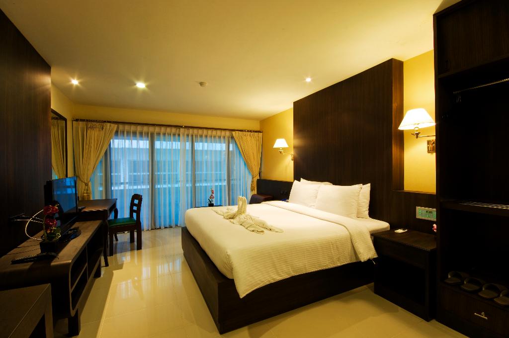 Hotel Baywalk Residence Pattaya By Thaiwat