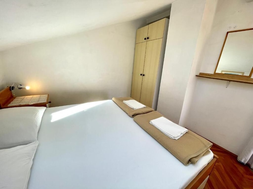 Apartment Luky 8