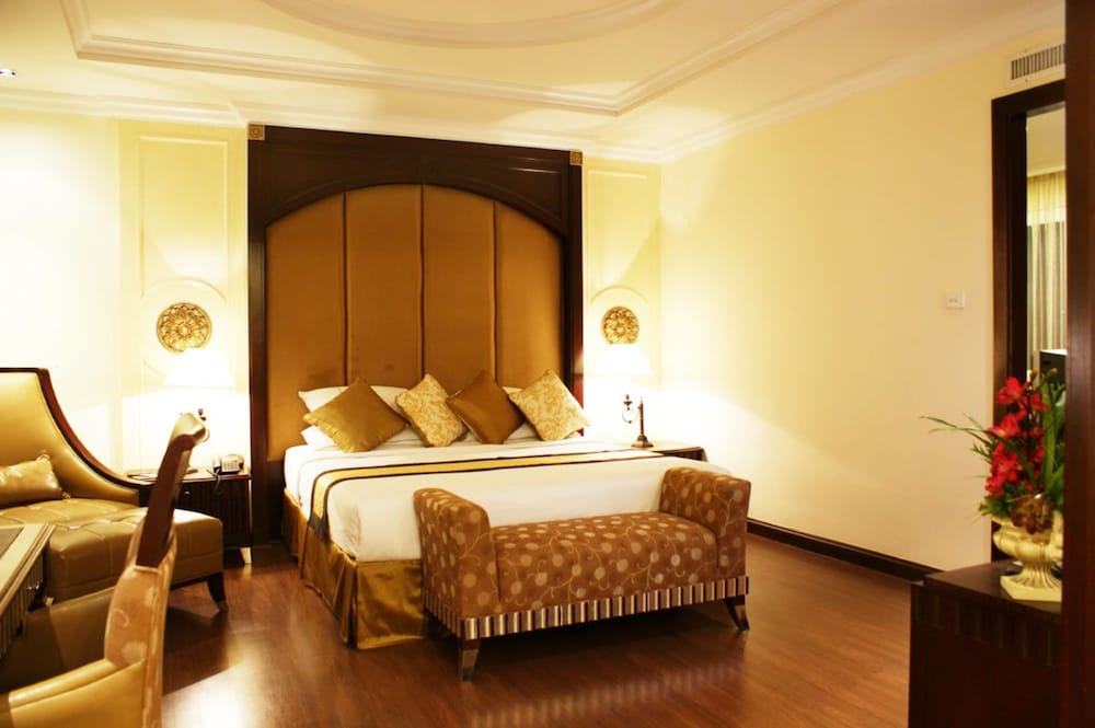 Lk Residence