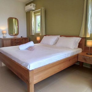 Sejur La Trouvaille Holiday Chalets vacanta Anse a la Mouche