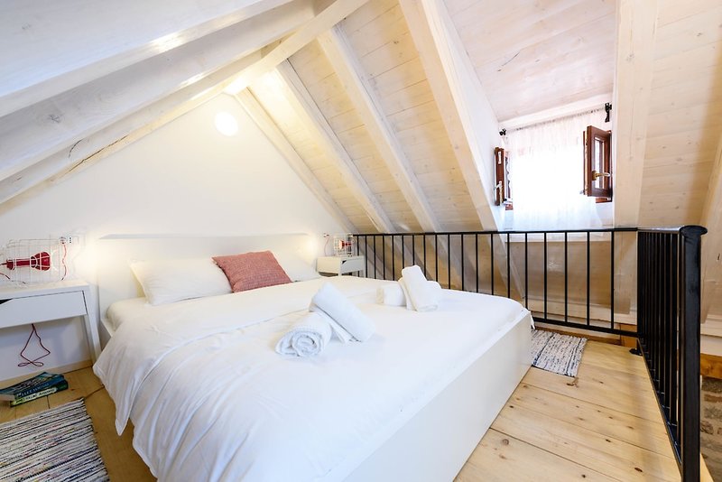 Hotel Guest House Tiramola