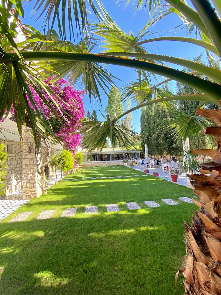 Hotel Alasonya Otel Alacati By Lamira