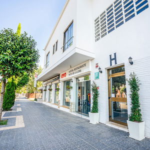 Hotel Hostal Patio De La Luna By Oyo Rooms cazare Tarragona