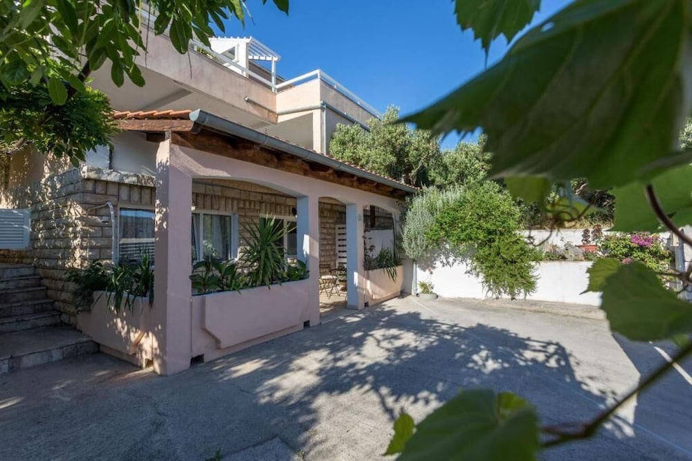 Hotel Appartamento Nomads Ac Wifi Hvar