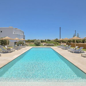 Sejur Ktima Lino Studios And Suites vacanta Naxos