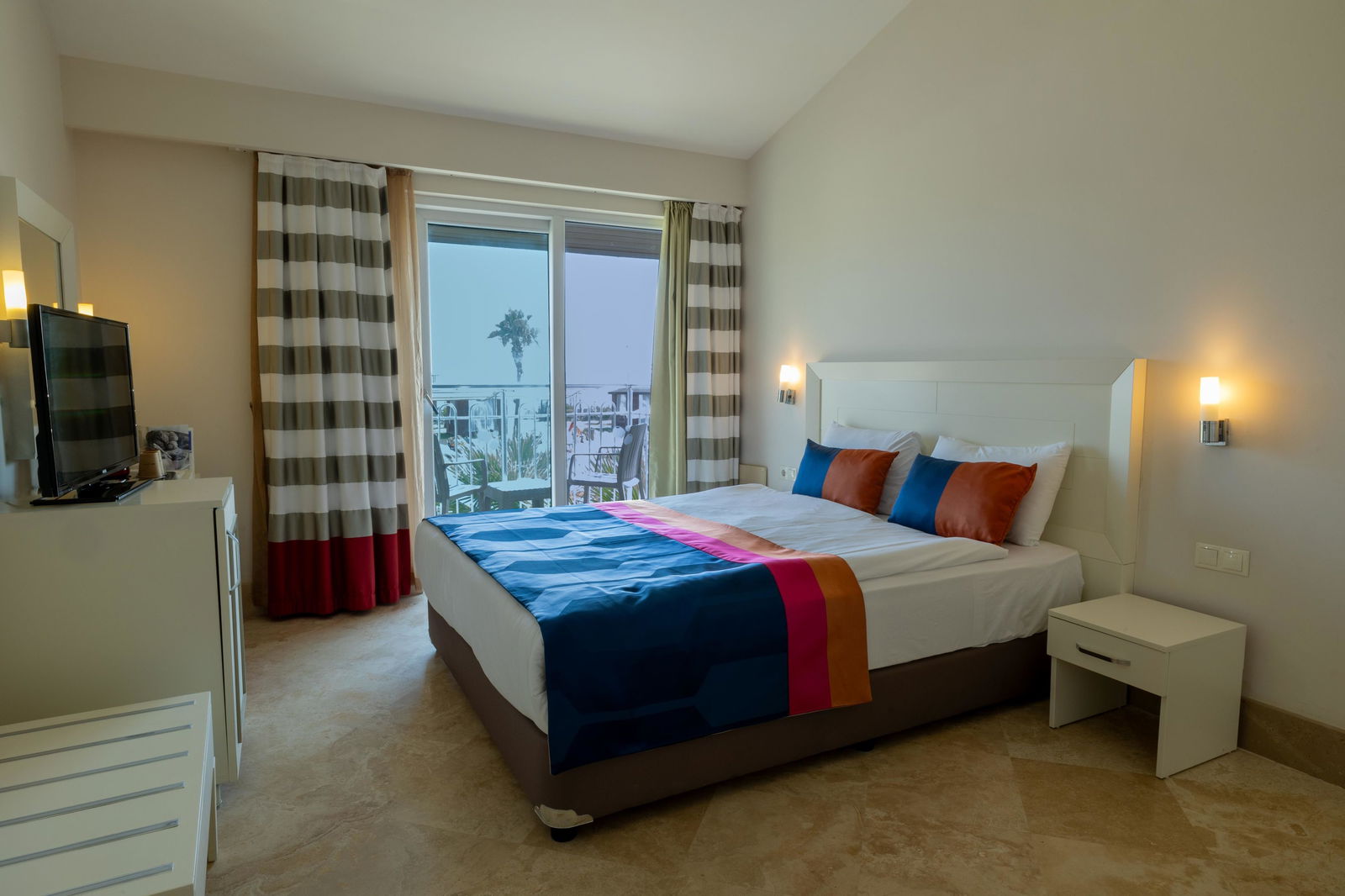 Hotel Crystal Boutique