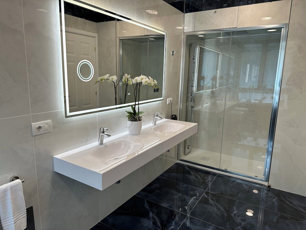 Hypnos - Luxury Suite In Pescara