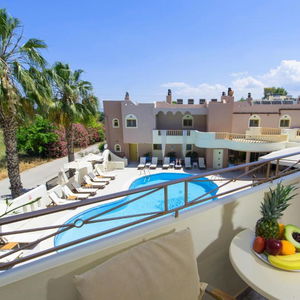 Hotel Sun Rise Hotel Apartments cazare Evia