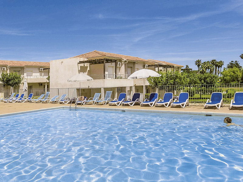 Hotel Residence Odalys Acqua Bella