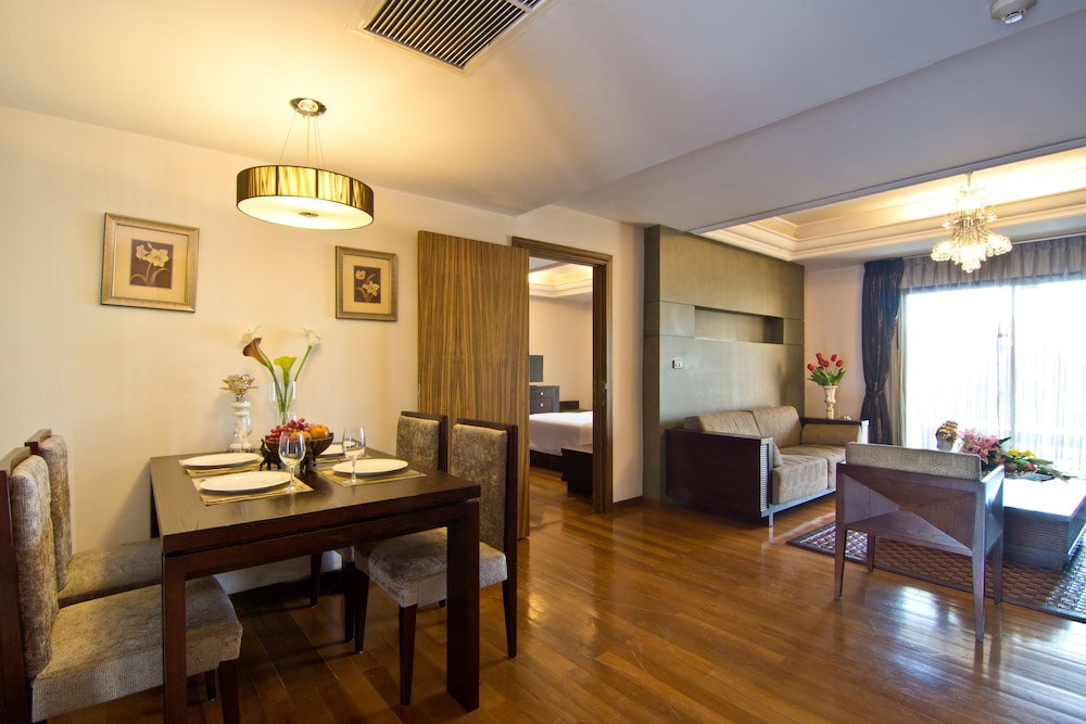 Hotel Lk Mantra Pura Resort