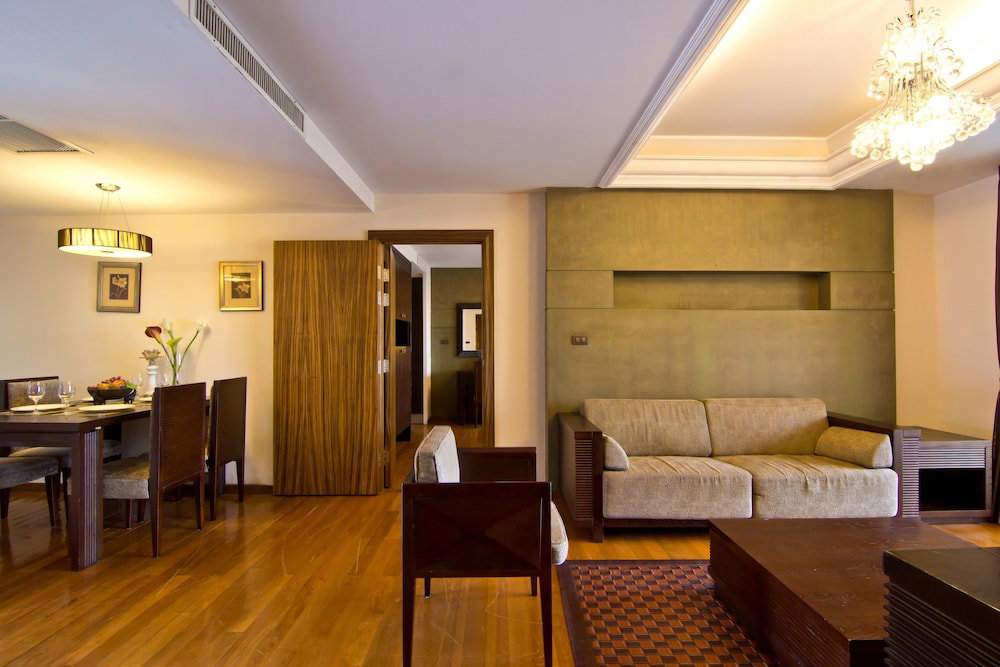 Lk Mantra Pura Resort