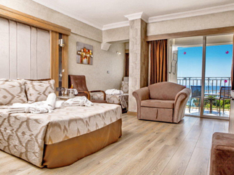 Laur Hotels Experience And Elegance