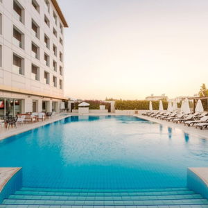 Hotel Grand Pasha Hotel & Casino & Spa cazare Kyrenia