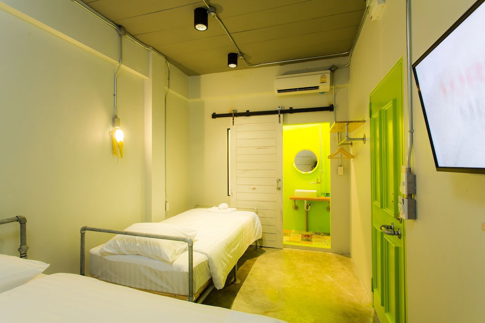Hotel Bloo Hostel