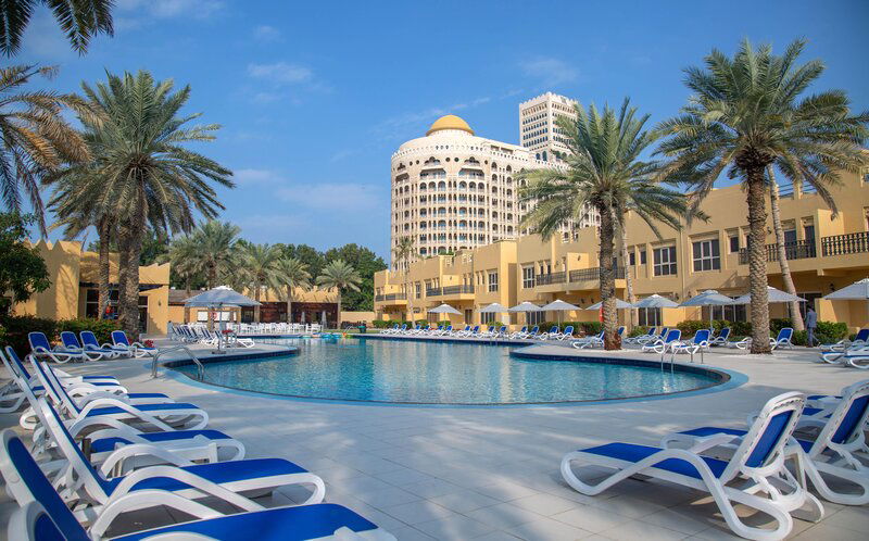 Hotel Al Hamra Village Hotel