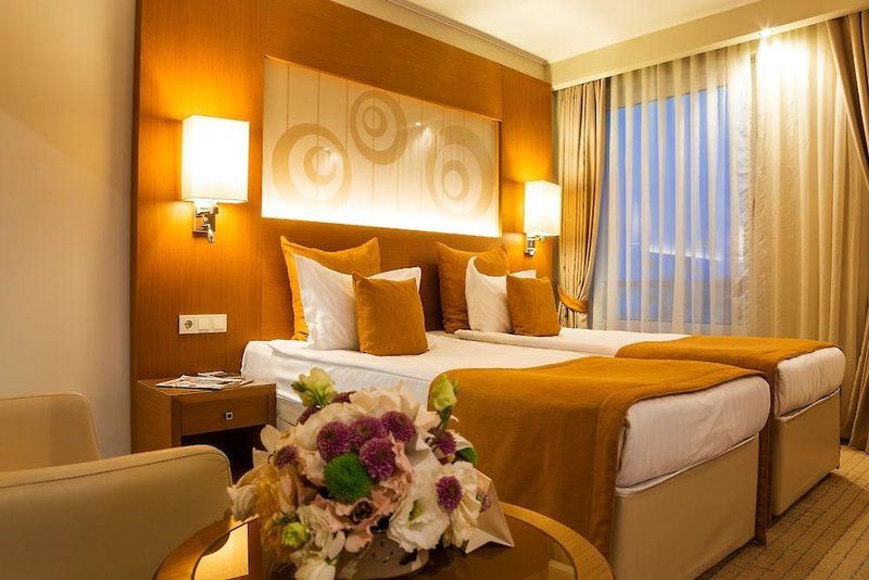 Landmark Creek Hotel And Spa