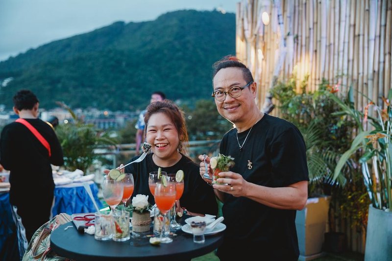 Sugar Palm Grand Hillside