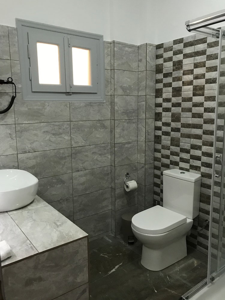 Aloe Luxury Apartments And Suites