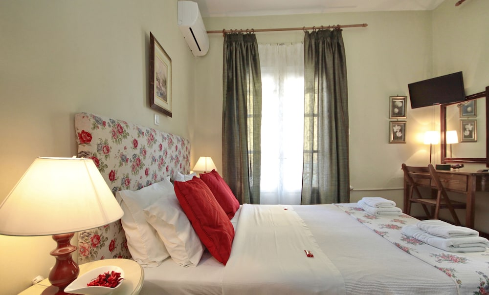 Aloe Luxury Apartments And Suites