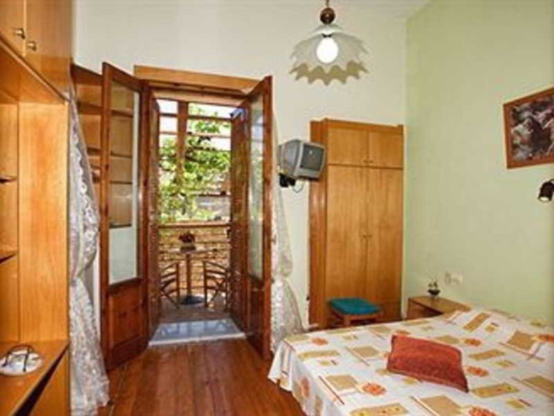Barbara Studios