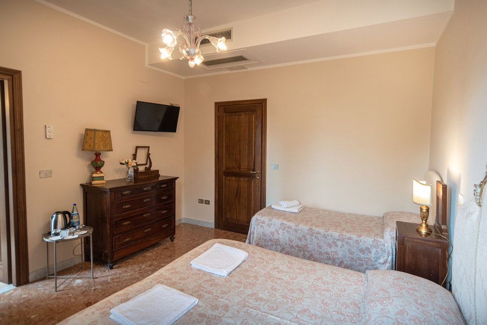 Hotel Villa Val D'olivi