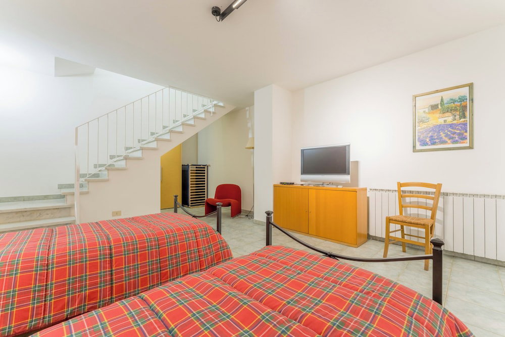 Casa Verdi Near The Beach In Viareggio