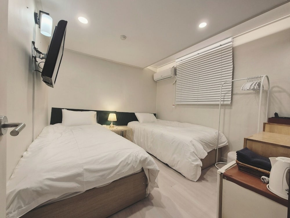 Hotel Anon Hostel