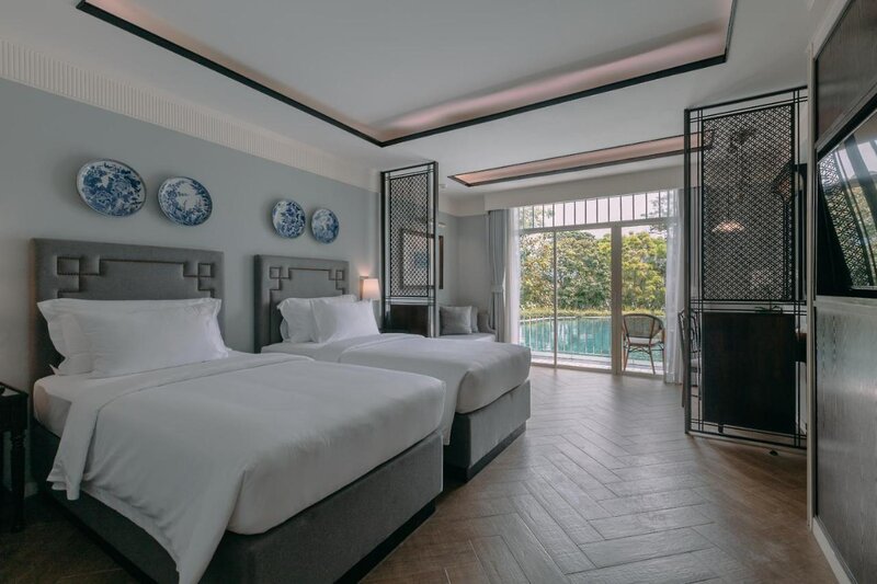 Marina Gallery Resort Kacha Kalim Bay