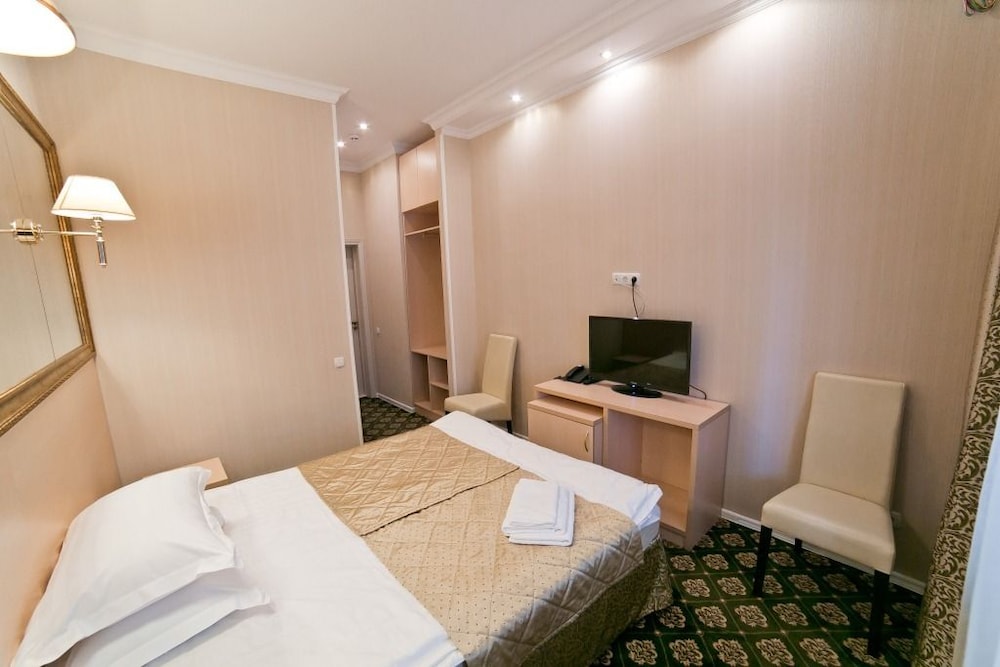 Hotel Aruna Hotel