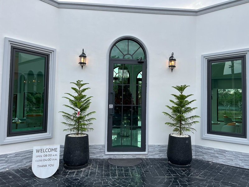The Kiri Villas Resort