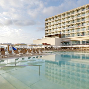 Hotel Palladium Hotel Menorca cazare Menorca