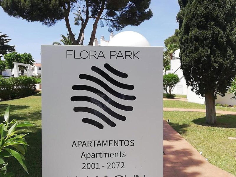 Hotel Aparthotel Flora Park