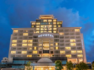 Hotel Novotel Phuket City Phokeethra cazare Ko Phuket