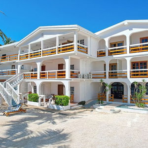 Hotel Corona Del Mar cazare San Pedro