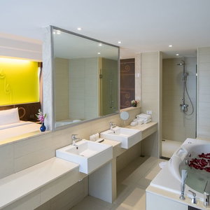 Sejur Bay Beach Resort vacanta Pattaya